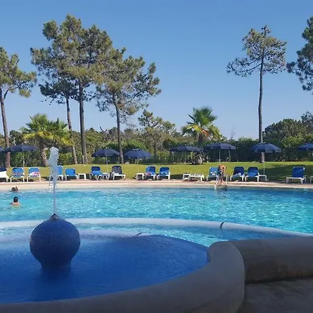 Victory Village Club, Quinta Do 公寓 *